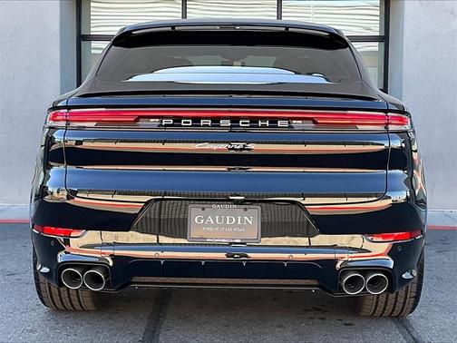 2025 Porsche Cayenne S Coupe