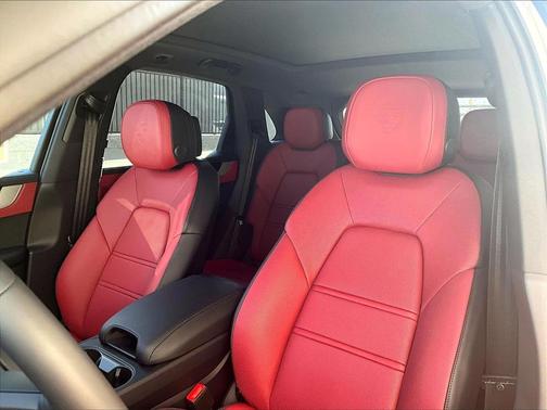 2026 Porsche Cayenne 