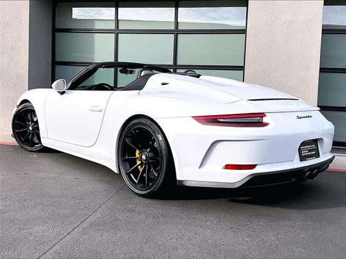 2019 Porsche 911 Speedster