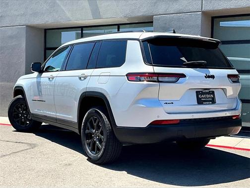 2024 Jeep Grand Cherokee L Laredo