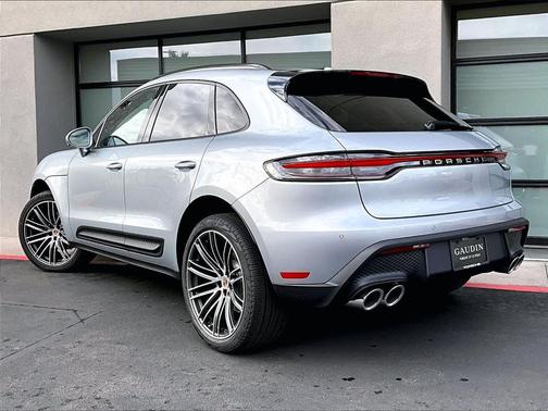 2026 Porsche Macan 
