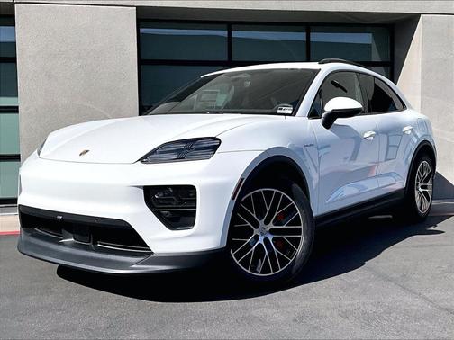 White 2026 Porsche Macan 4S