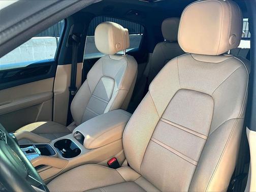 2021 Porsche Cayenne AWD