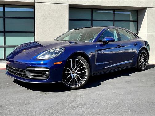 2022 Porsche Panamera Platinum Edition
