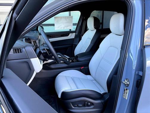 2026 Porsche Cayenne