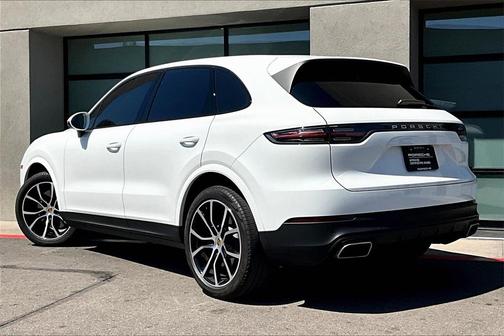 2022 Porsche Cayenne 
