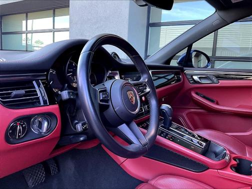 2024 Porsche Macan