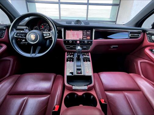 2024 Porsche Macan