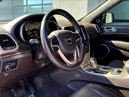 2017 Jeep Grand Cherokee Summit