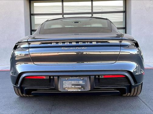 2020 Porsche Taycan Turbo
