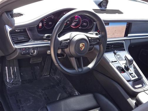 2023 Porsche Panamera Platinum Edition