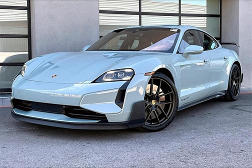 2025 Porsche Taycan Turbo