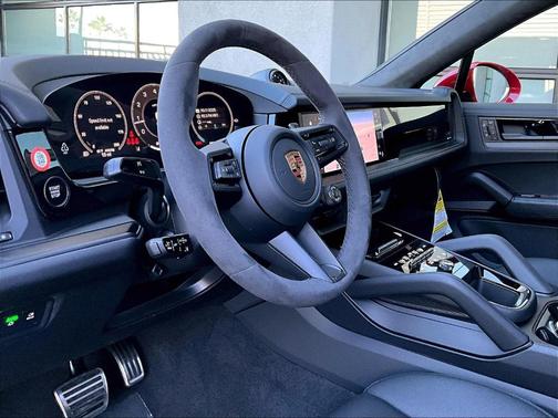 2026 Porsche Cayenne GTS