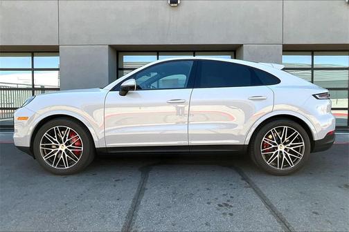 2025 Porsche Cayenne S Coupe