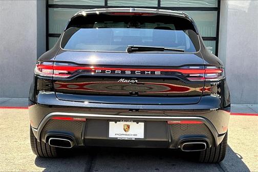 2025 Porsche Macan