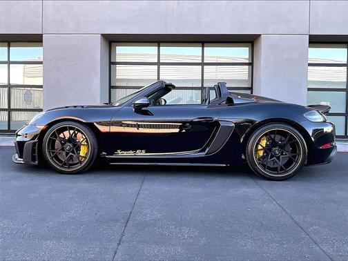 2025 Porsche 718 Spyder RS
