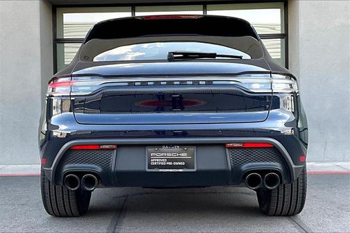 2022 Porsche Macan S