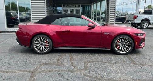 Molten Magenta Metallic Tri-coat 2025 Ford Mustang GT Premium