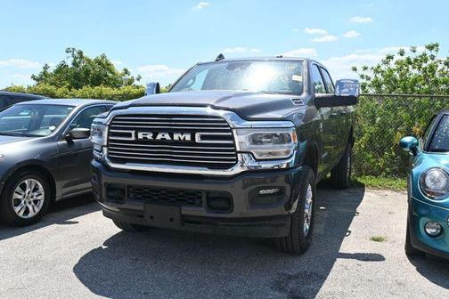 Granite Crystal Metallic Clearcoat 2024 RAM 2500 Laramie Crew Cab 4x4 6'4' Box