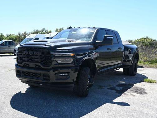 2025 RAM 3500 Limited Mega Cab 4x4 6'4' Box