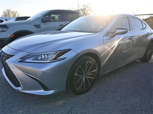 2022 Lexus ES 350 Base