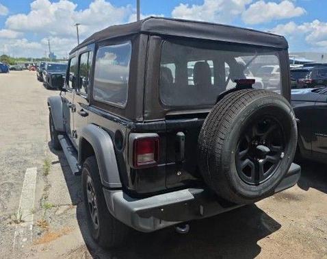 Black Clearcoat 2022 Jeep Wrangler Unlimited Sport