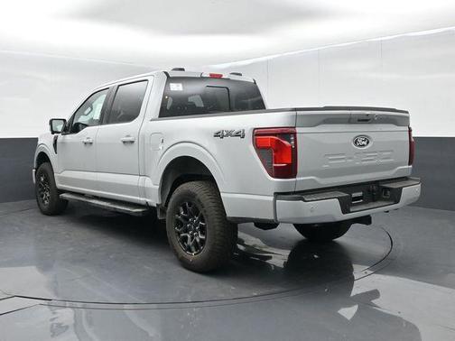 Avalanche 2026 Ford F-150 XLT