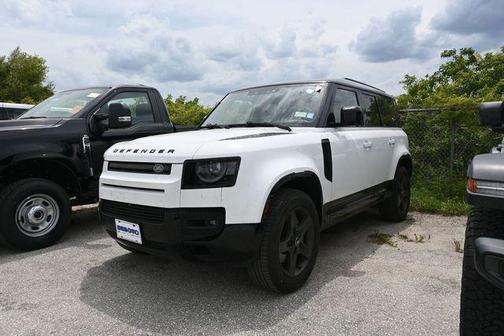 Fuji White 2024 Land Rover Defender 110 P400 X-Dynamic SE