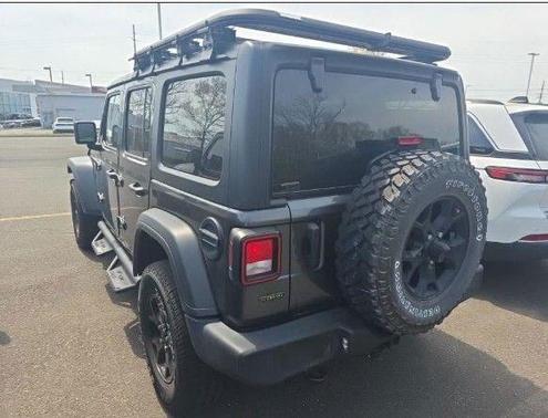 Granite Crystal Metallic Clearcoat 2023 Jeep Wrangler Willys