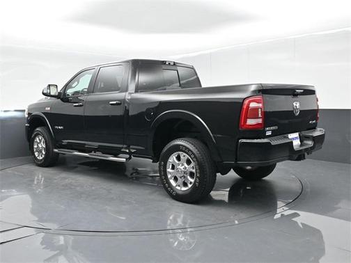 2022 RAM 2500 Laramie Crew Cab 4x4 6'4' Box