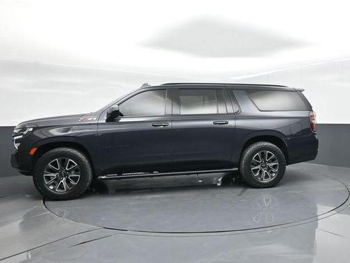 2022 Chevrolet Suburban 4WD Z71