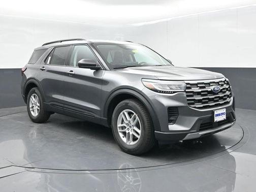 Carbonized Gray Metallic 2026 Ford Explorer Active