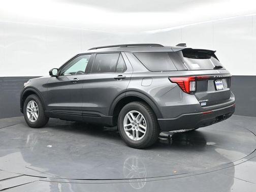 Carbonized Gray Metallic 2026 Ford Explorer Active