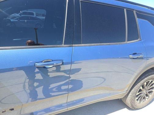 Lakeshore Blue Metallic 2024 Chevrolet Traverse AWD Z71