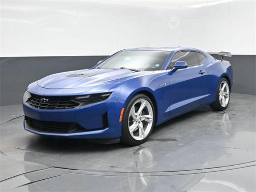 2022 Chevrolet Camaro RWD Coupe LT1