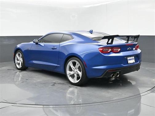 2022 Chevrolet Camaro RWD Coupe LT1
