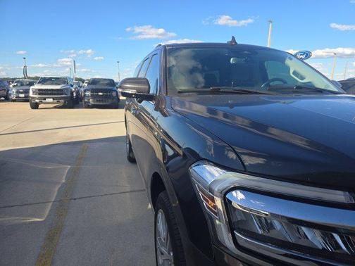 Dark Matter Gray Metallic 2024 Ford Expedition Max Limited