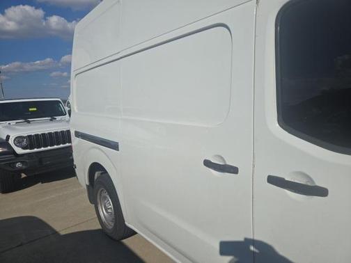 2020 Nissan NV Cargo NV2500 HD S V6