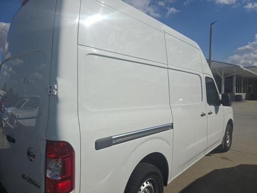 2020 Nissan NV Cargo NV2500 HD S V6