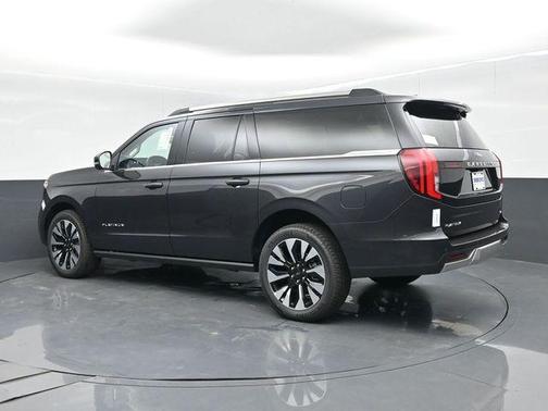 Dark Matter Gray Metallic 2026 Ford Expedition Max Platinum