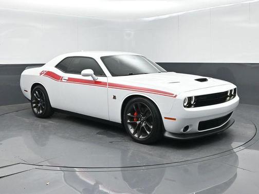 White Knuckle Clearcoat 2022 Dodge Challenger R/T Scat Pack