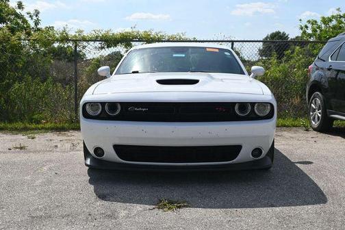 White Knuckle Clearcoat 2022 Dodge Challenger R/T Scat Pack