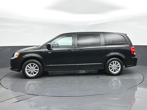 2020 Dodge Grand Caravan SE