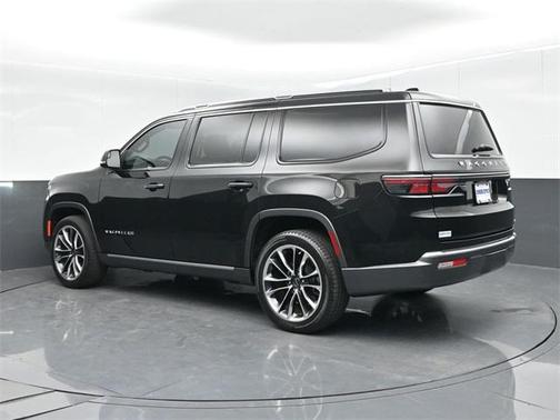 2022 Jeep Wagoneer Series III 4x2