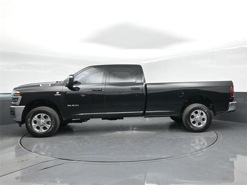 2025 RAM 3500 Big Horn Crew Cab 4x4 8' Box