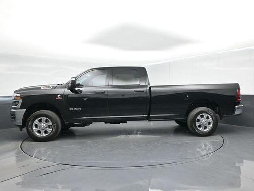 2025 RAM 3500 Big Horn Crew Cab 4x4 8' Box