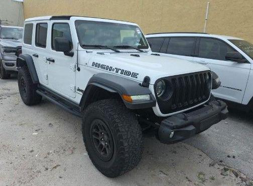 Bright White Clearcoat 2023 Jeep Wrangler 4-Door High Tide 4x4