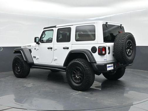 Bright White Clearcoat 2023 Jeep Wrangler 4-Door High Tide 4x4