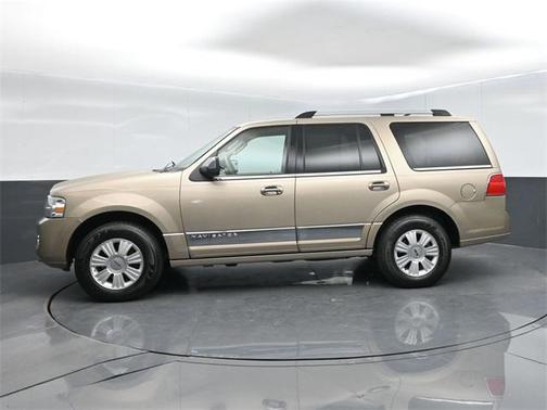 2014 Lincoln Navigator Base
