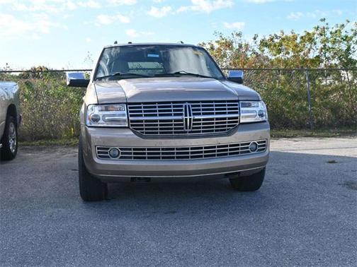 2014 Lincoln Navigator Base